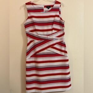 Vibrant Striped Slimming Dress in Red and White